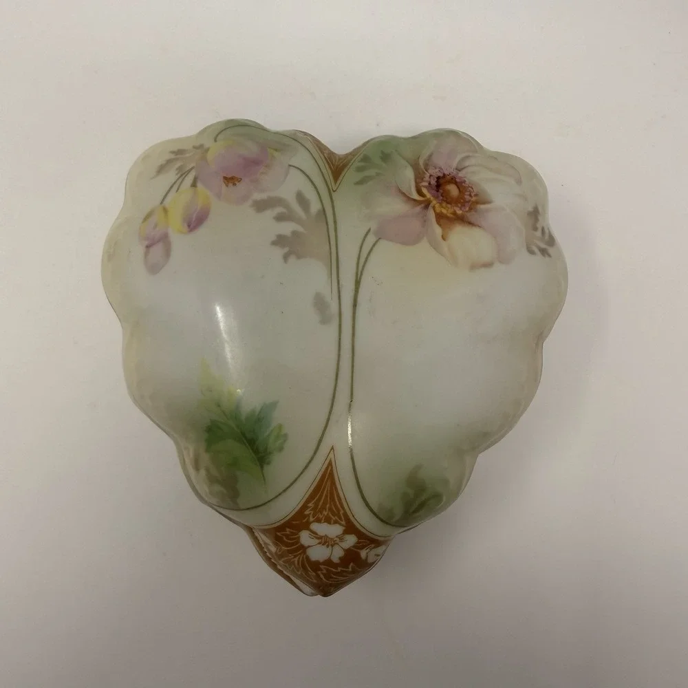 Vtg R.S. Suhl Heart Porcelain Trinket Box Floral Jewelry Dish Japan‎ 4.5